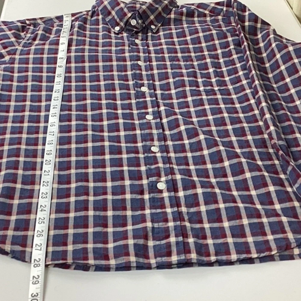 J. Crew Mens Size Large Button Up Shirt.